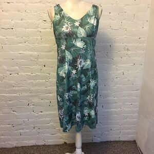 Patagonia stretch cross back tank dress green floral size large